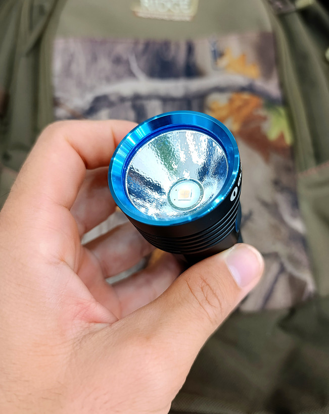 چراغ قوه اولایت مدل OLight R50 Seeker2500 Lumens