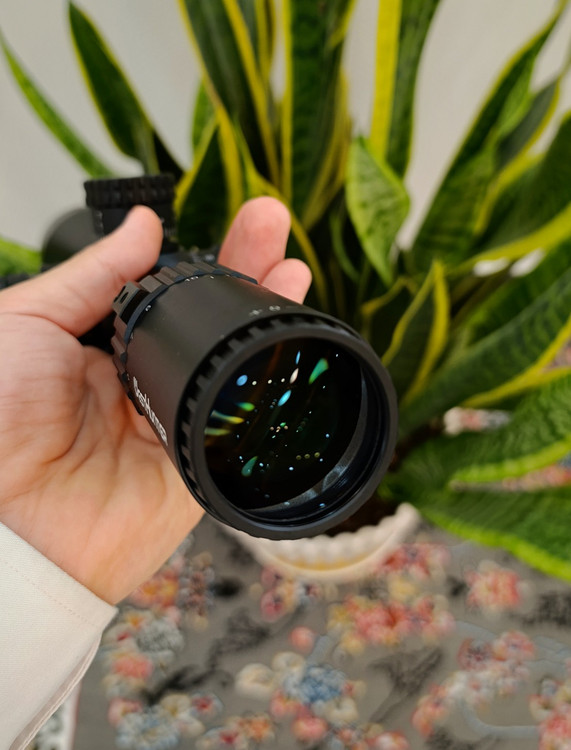 لنز های چشمی فول مولتی کاتد