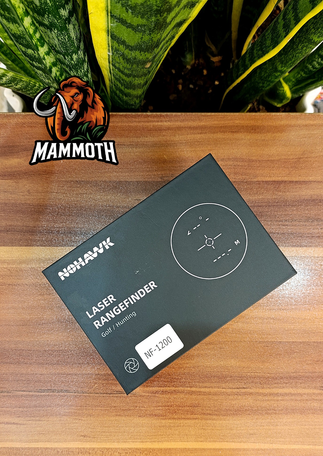 رنج فایندر نوهاوک پرو ۱۲۰۰ یارد